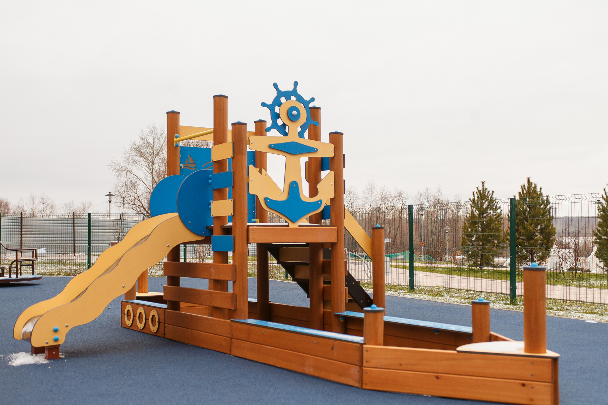 Нежная детская площадка для малышей в ЖК «Марсель»